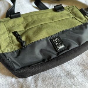 Chrome bike belt bag